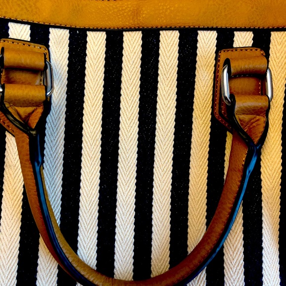 Mia & Luca Canvas Bag with Double Leather Handles - Picture 2 of 11